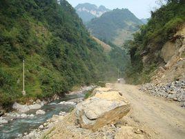 半溝村[山西省陽泉市平定縣巨城鎮下轄村]