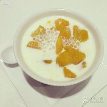 杏汁芒果豆腐花