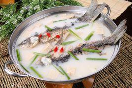 豆腐魚肉湯