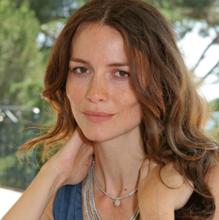 Saffron Burrows