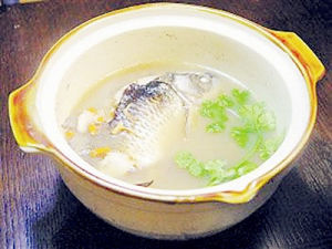 黃芪枳殼鯽魚湯