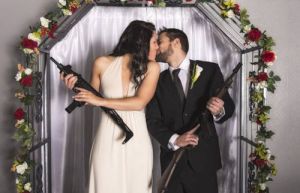 槍枝婚禮