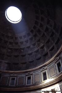羅馬萬神廟穹頂內景