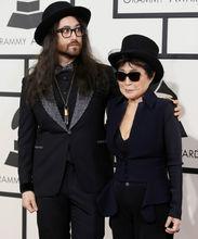 與兒子Sean Lennon