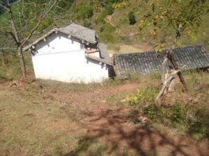 本屋宅村