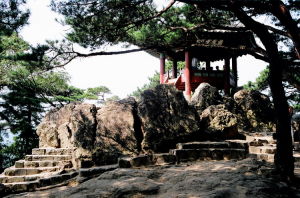 落花岩