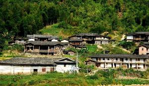 湖景村[福建省泉州市德化縣龍門灘鎮下轄村]