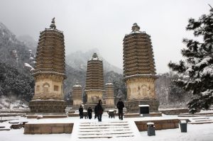 鐵壁銀山