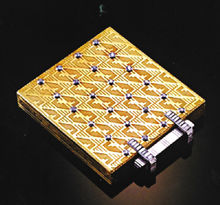金鏨花嵌鑽石化妝盒