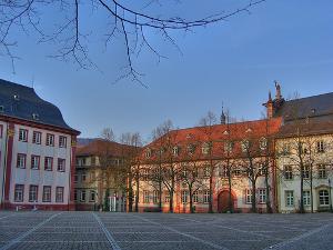 Universitaetsplatz