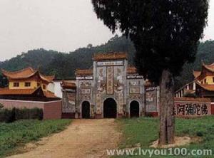 金川雍忠寺