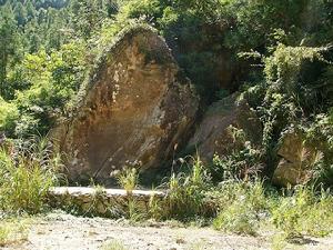 雙溪口水邊洞舊址