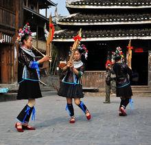 侗族女子蘆笙舞