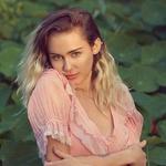 Malibu[Miley Cyrus的一首單曲]