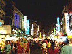 六合夜市