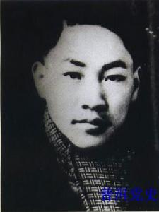 何宏年