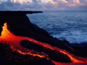 冒納羅亞火山