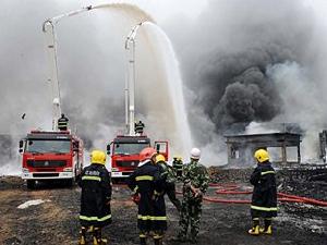 大連新港輸油管道爆炸