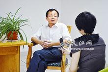 接受江西日報記者採訪