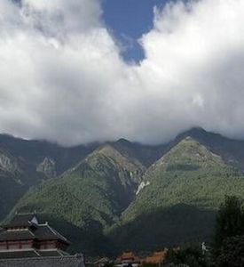 蒼山[雲南大理山峰]