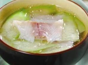 鰱魚絲瓜湯