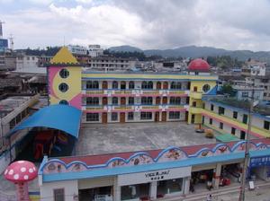 龍陵縣幼稚園中心園全景