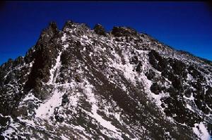 察里雪山