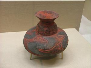 後期的陶器-赤彩壺形陶器（橫濱市鶴見區小仙貝冢出土）
