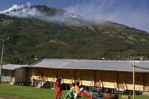 加萊拉斯火山爆發