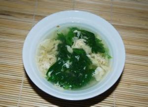 芹菜葉雞蛋湯