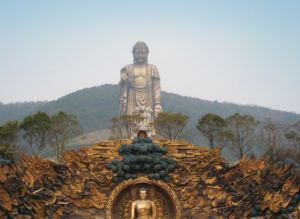 京靈山大佛