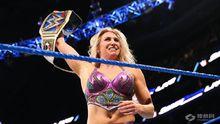 現任Smack Down女子冠軍：Charlotte Flair