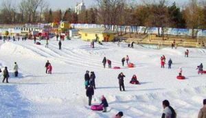 玉淵潭冰雪節雪上樂園