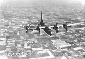 美國B-32轟炸機