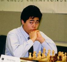 西洋棋大師中村光2003年的照片