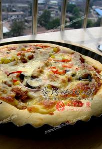 香辣鮪魚PIZZA