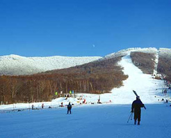 （圖）松花湖滑雪場