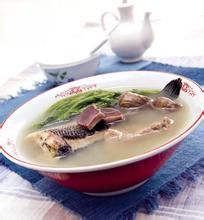 蜜棗西洋菜瘦肉生魚湯