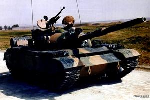 中國ZTZ80式主戰坦克