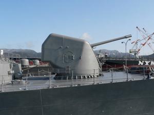 高波級驅逐艦上的奧托主炮