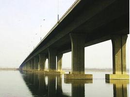 洛陽黃河公路大橋