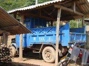 農用運輸車