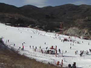 晉祠龍山滑雪場