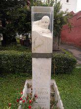 阿利盧耶娃的墓碑
