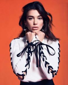 Dua Lipa[英國歌手、模特]