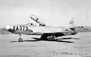 F-94星火戰鬥機