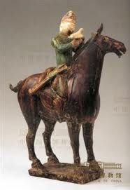 絞胎釉陶狩獵騎馬俑