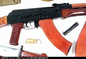 AKM突擊步槍 