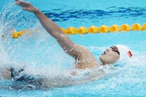 男子200米仰泳
