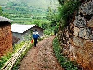 邪牛場自然村村內道路